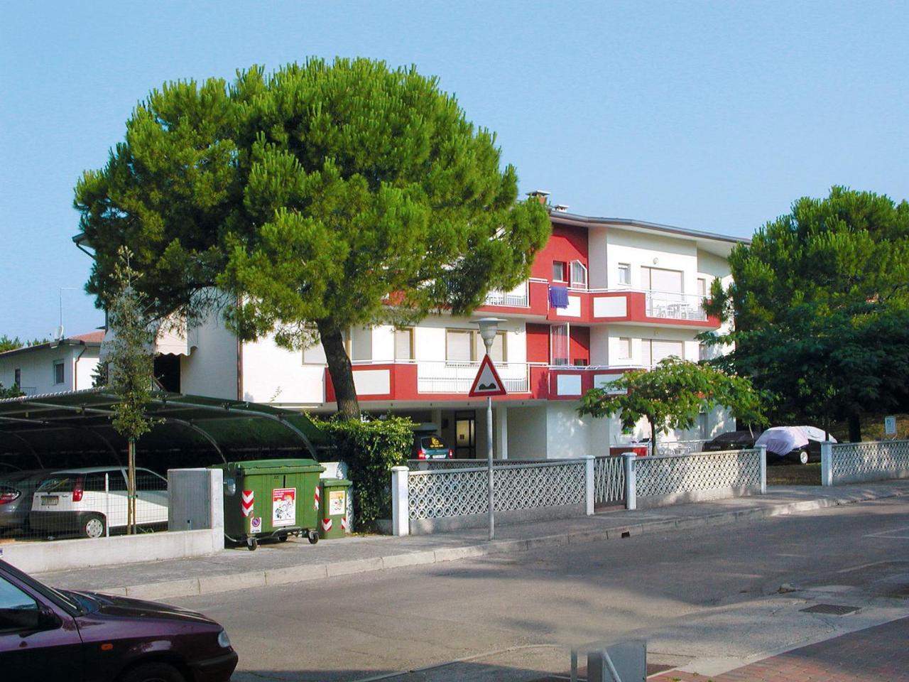 Appartamenti Massimo Bibione Kültér fotó
